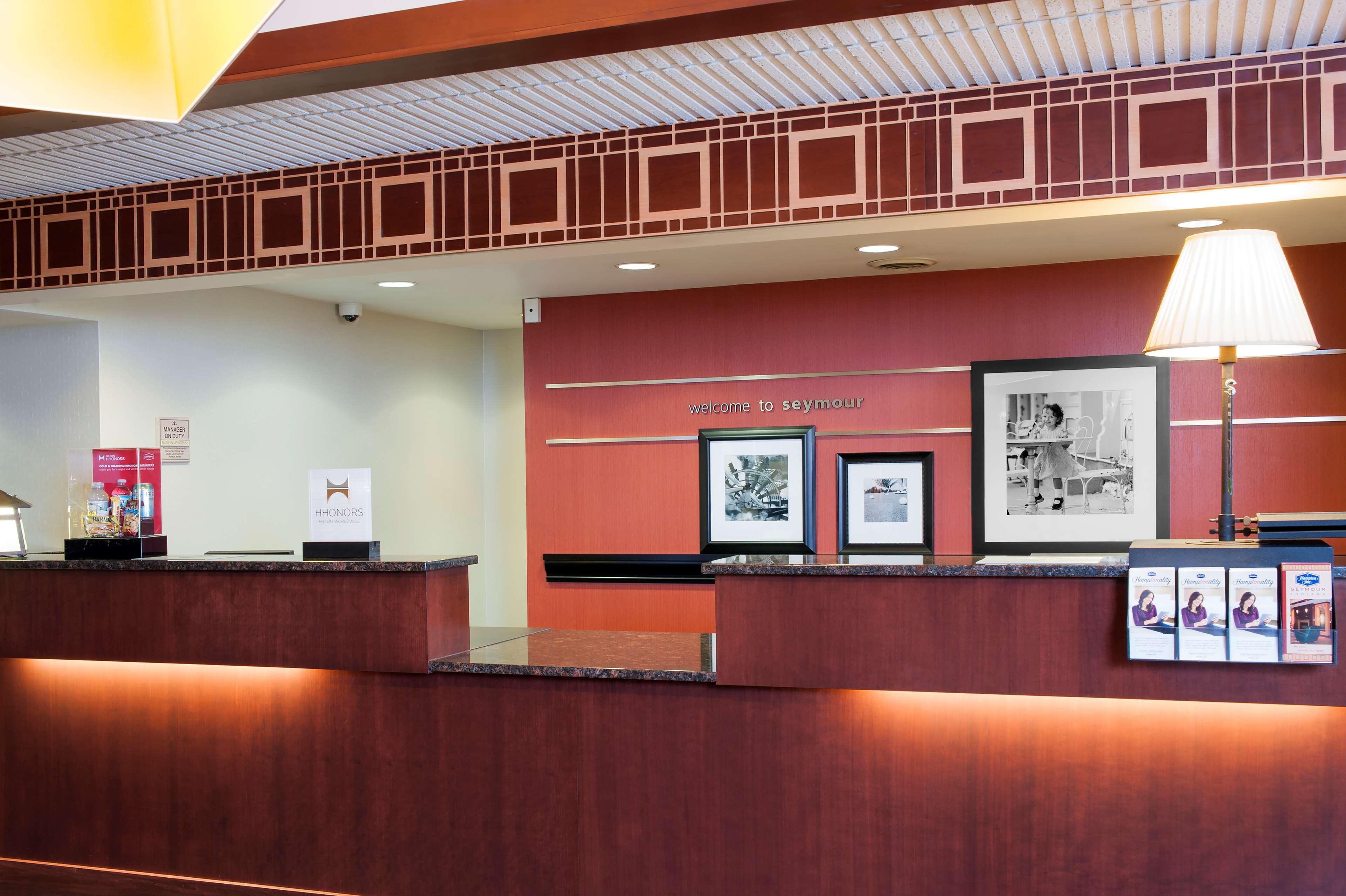 Hampton Inn Seymour Exterior foto